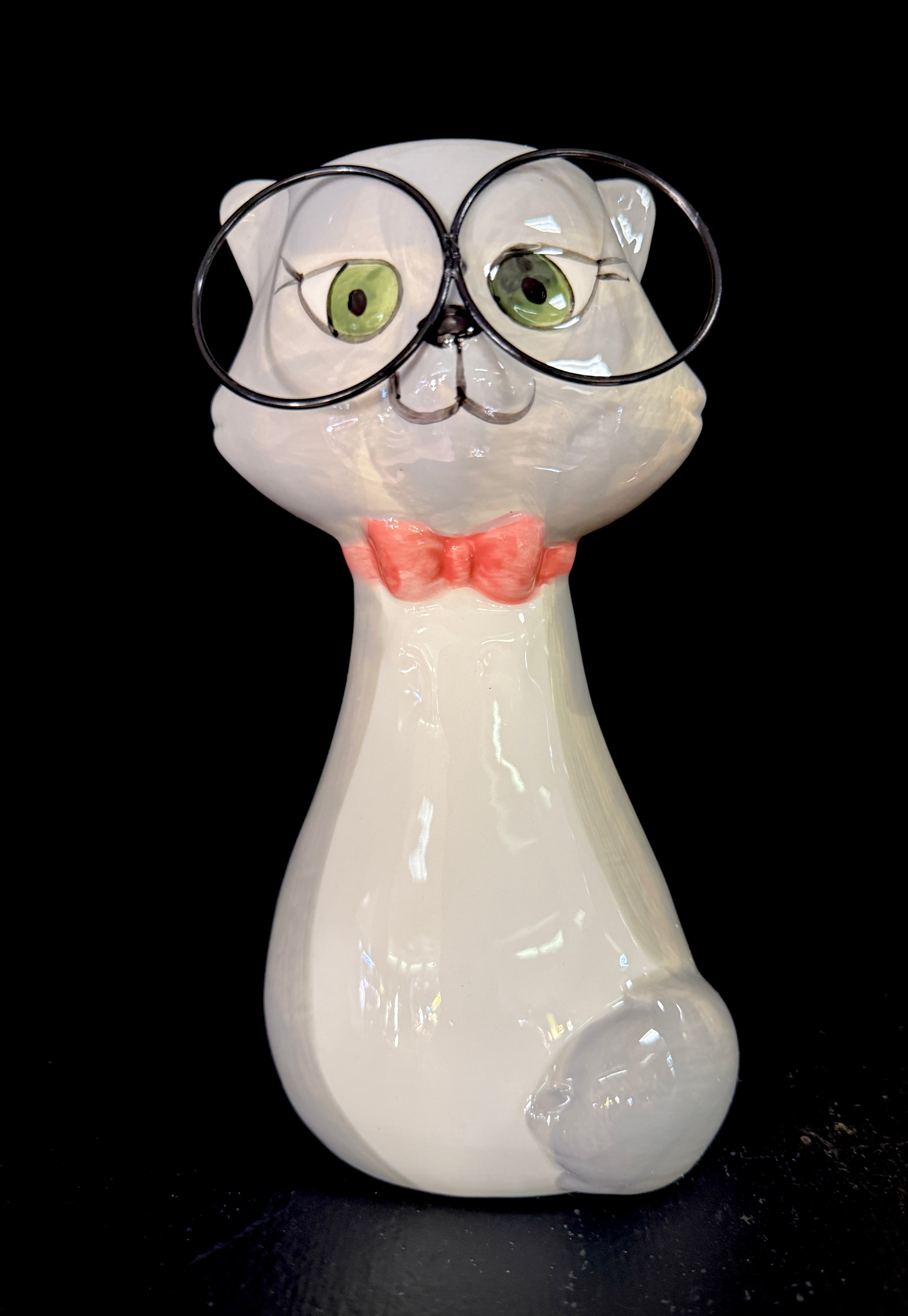 Cat vases